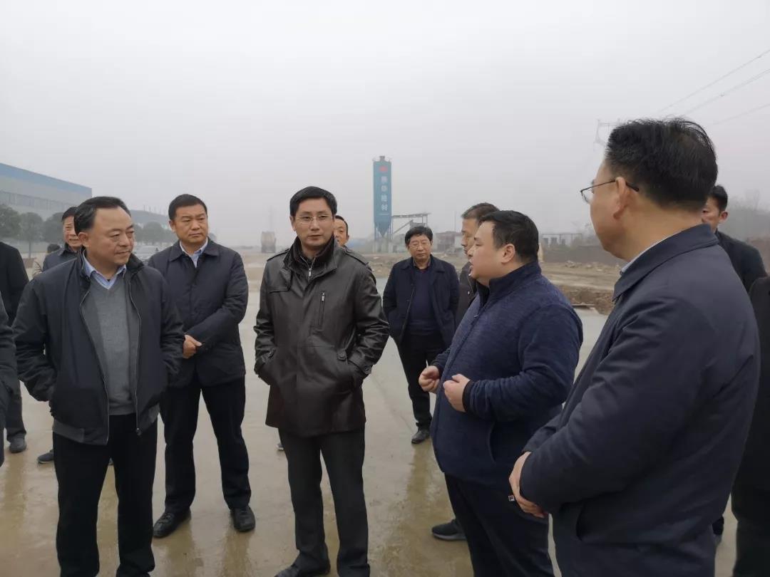 隨州市委、市人大代表團(tuán)蒞臨程力集團(tuán)商用車產(chǎn)業(yè)園視察